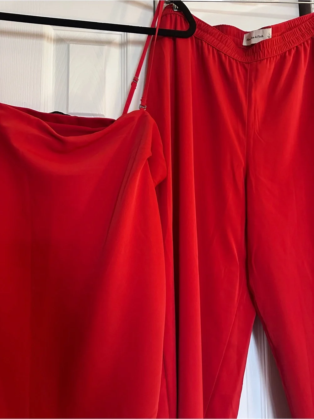 Abercrombie & Fitch bright red